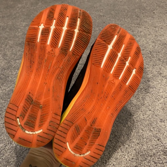Reebok CrossFit Size 7 1/2 shoes - Picture 3 of 12
